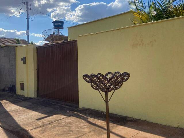 #9 - Casa para Venda em Iporá - GO