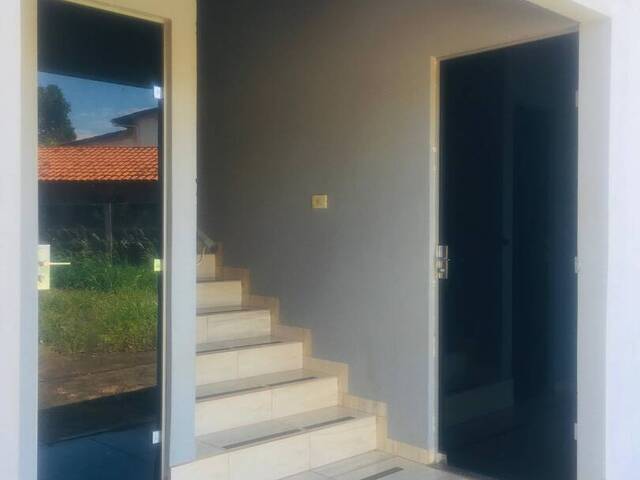 #12 - Apartamento para Venda em Iporá - GO