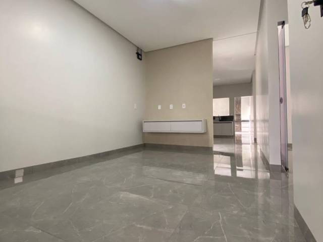 #18 - Casa para Locação em Iporá - GO - 3