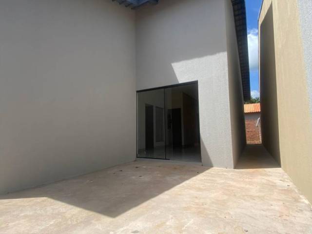 #20 - Casa para Venda em Iporá - GO - 2