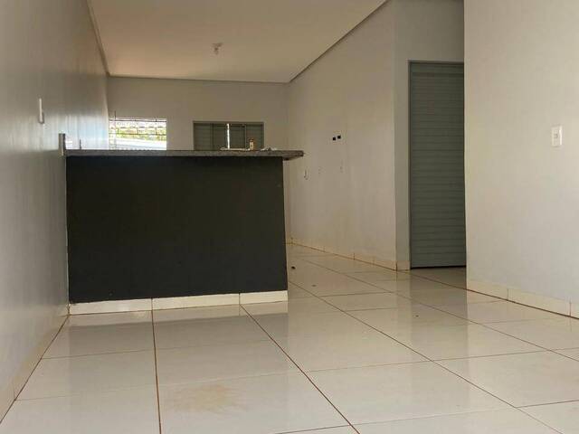 Casa para Venda em Iporá - 3